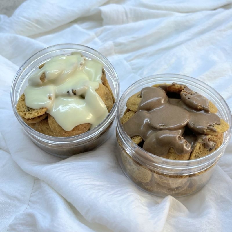 

(TIDAK PO) KukasiCookies | Mini Lava White Choco/Milk Choco Cookies