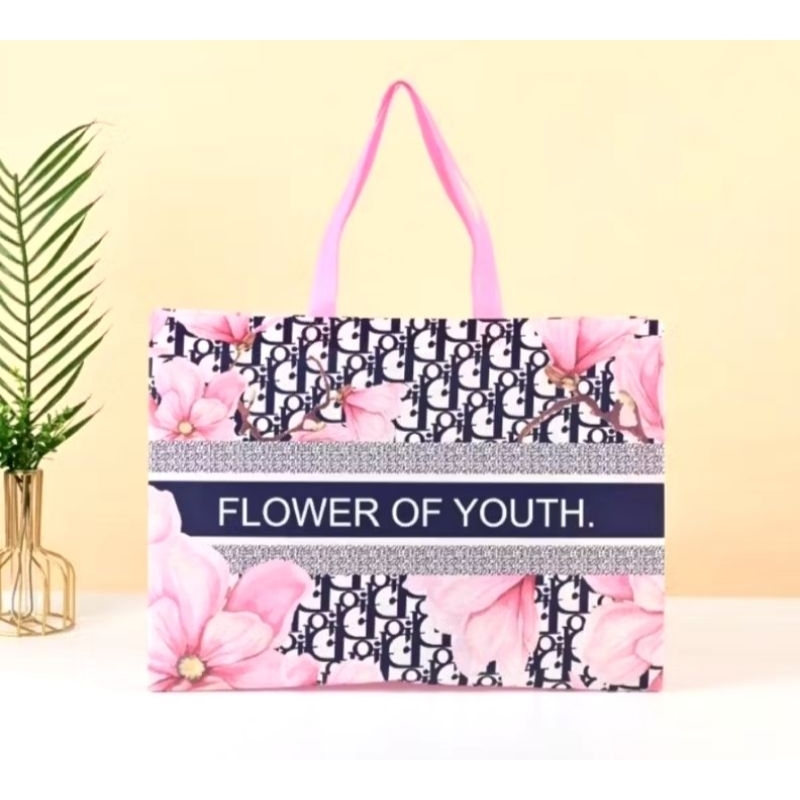 

CSQ TAS SPUNBOND/ TAS HAMPERS SOUVENIR