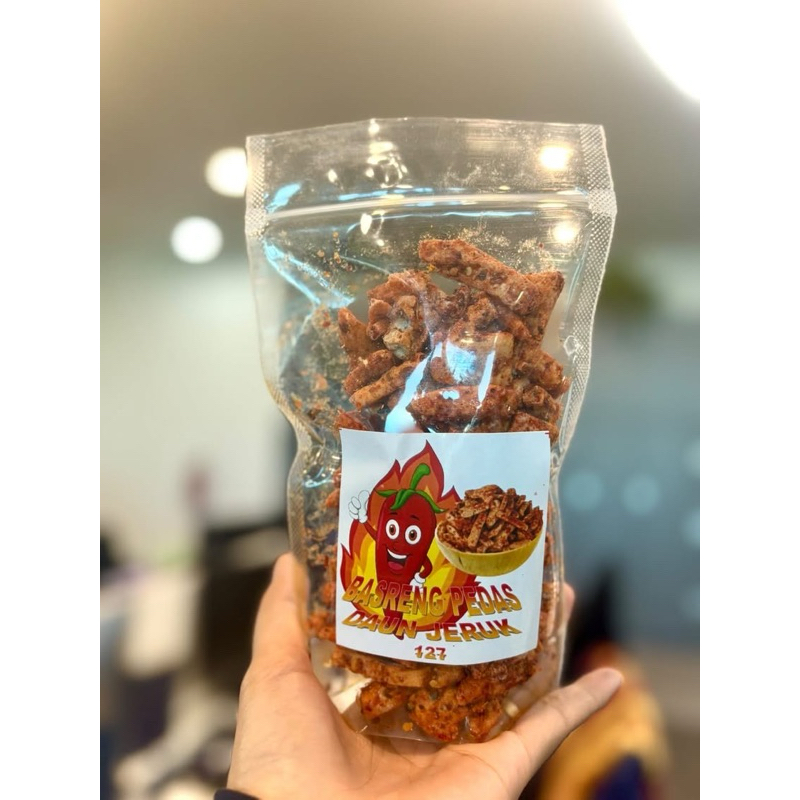

KERUPUK BASRENG PEDAS DAUN JERUK 200GRAM