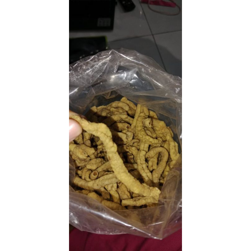 

kripsus / kripik usus / kripik usus original / kripik usus ayam / kripik usus crispy