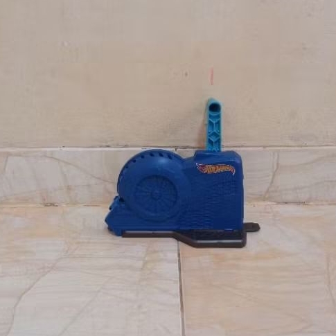 Booster track Hot wheels Rev N Launch Challenge Used