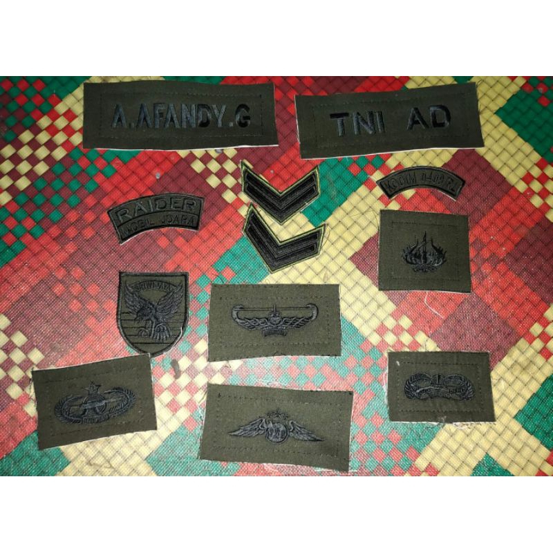 ATRIBUT UNTUK/ PDL /TNI