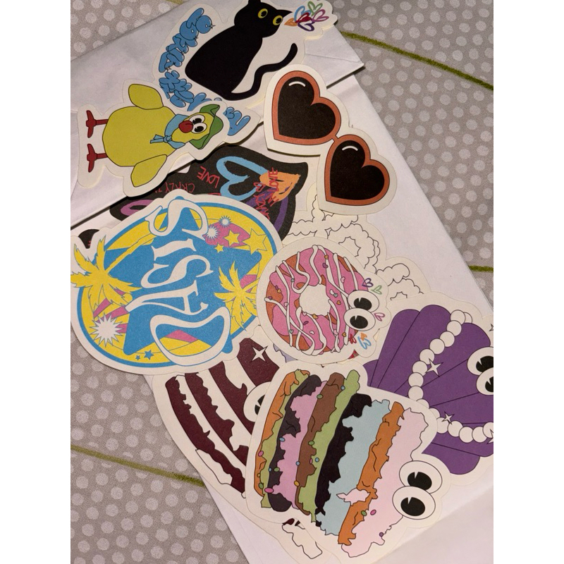 itzy crazy in love sticker yeji lia ryujin chaeryeong yuna