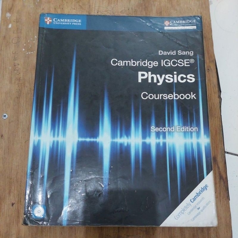 CAMBRIDGE IGCSE PHYSICS COURSEBOOK SECOND EDITION