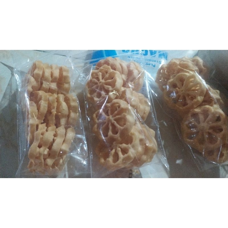 

Kembang Goyang - Manis dan Gurih Kemasan Pouch