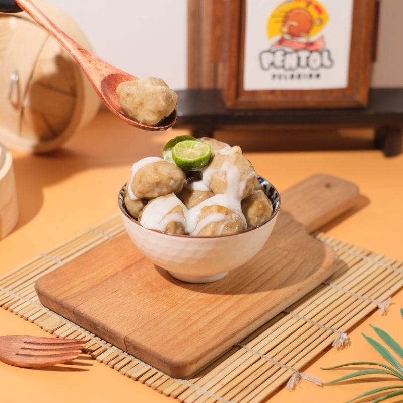 

PENTOL PELARIAN | Pentol harga /1pcs | ukuran sedang (tidak besar dan tidak kecil)