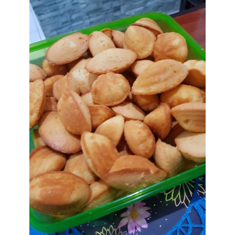 

Bolu jadul / bolu mini / bolu kampung mix telur bebek