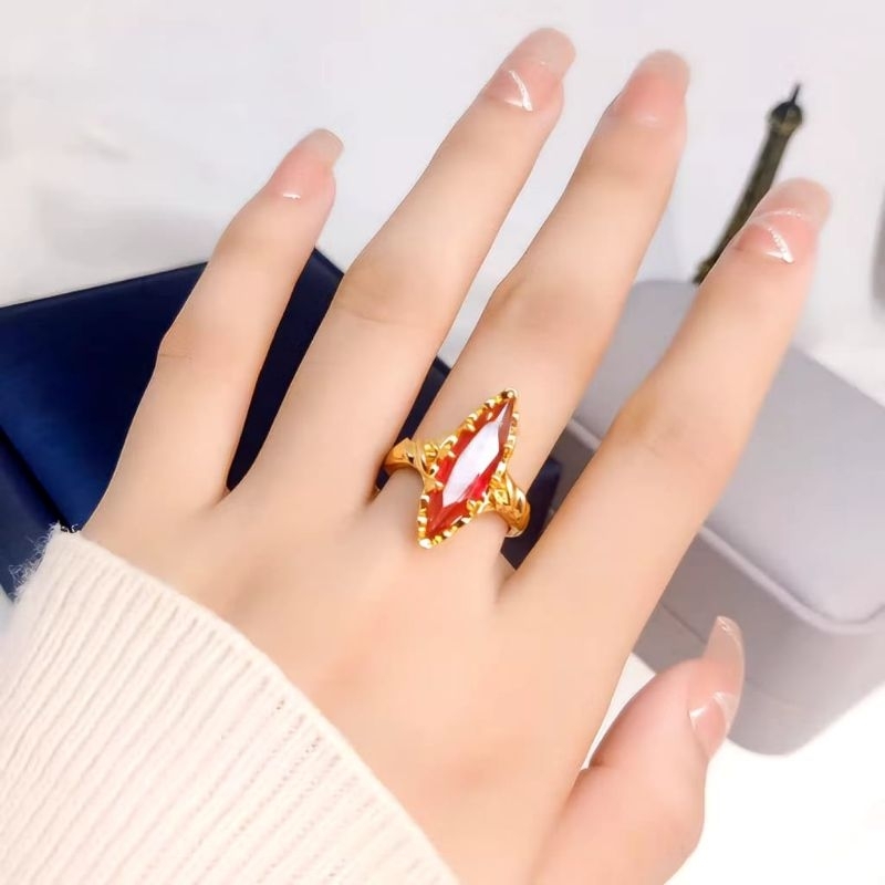 Cincin titanium permata batu merah cincin wanita anti karat dan luntur
