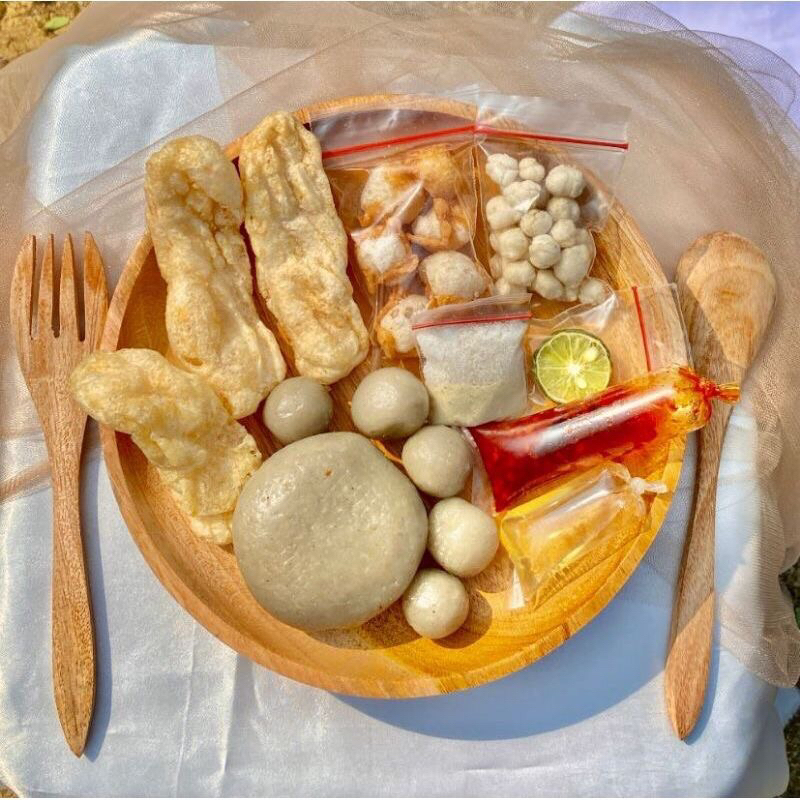 

Bakso aci ayam suwir pedas