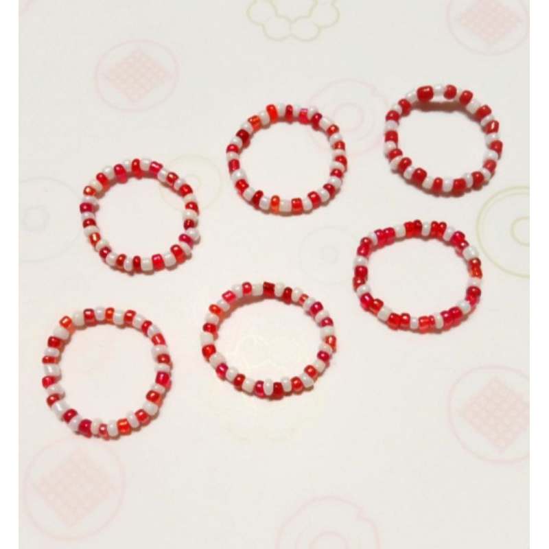 cincin merah putih manik
