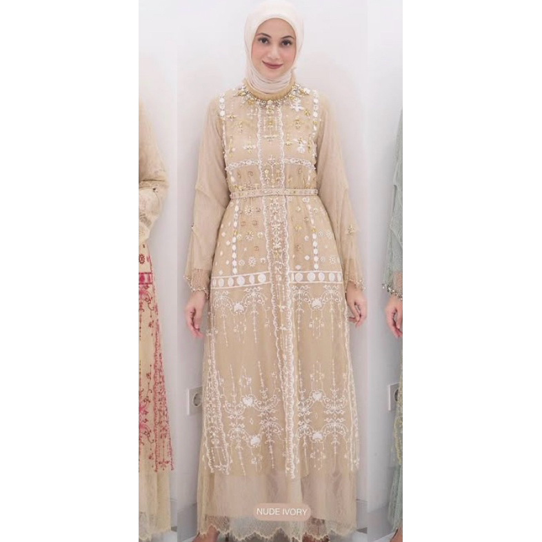 Preloved Dress Sarah The Label STL bukan Ivory Studio Bari’Atirre Kina Atelier