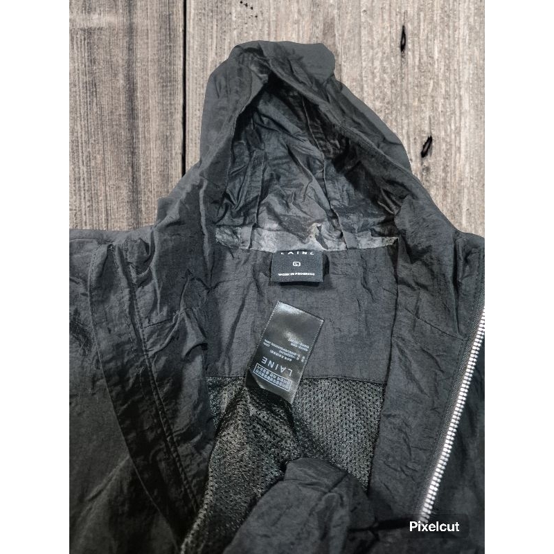 Jaket Outdoor Laine Second Branded