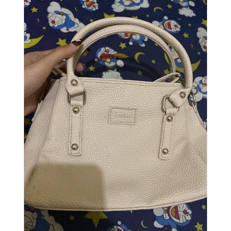 tas andari
