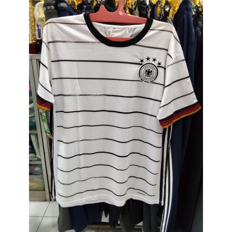 Baju bola Jerman