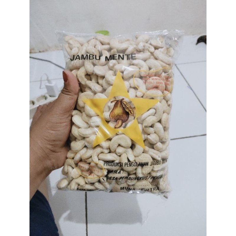 

JAMBU MENTE MENTAH SUPER