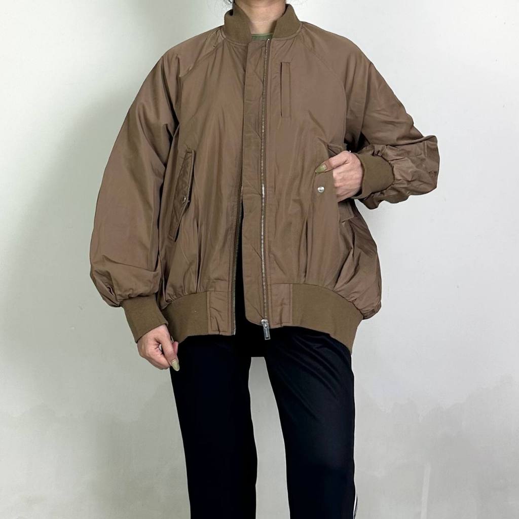 jaket wanita Gu x Undercover size M (seperti baru) 100% original 080525J