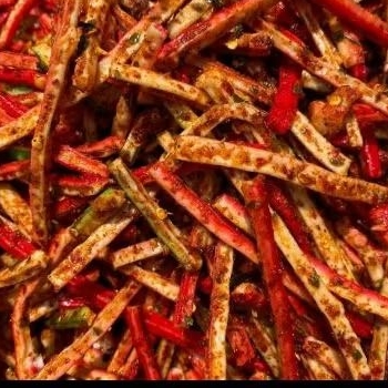 

kerupuk seblak extra pedas isi500gr.