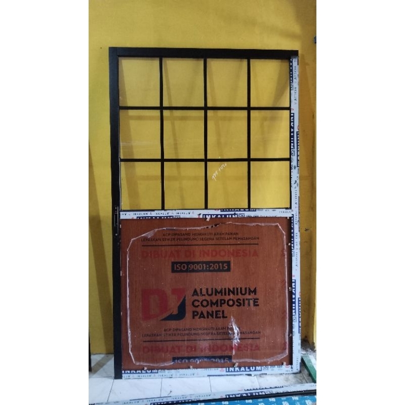Pintu Sliding Setengah Kaca Setengah Acp Urat Kayu Pesanan Bu Muthia Bekasi