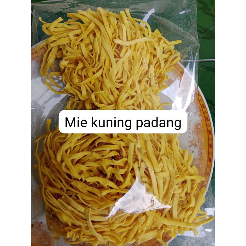 

mie kuning padang
