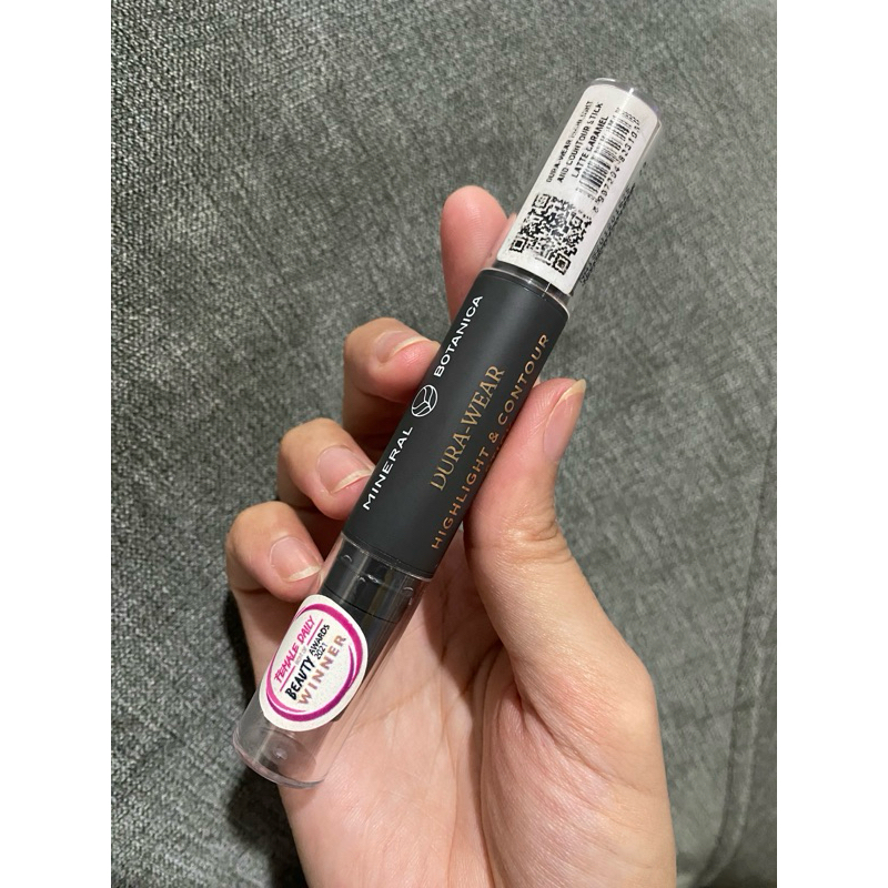 Mineral Botanica Highlight & Contour Stick Latte Caramel