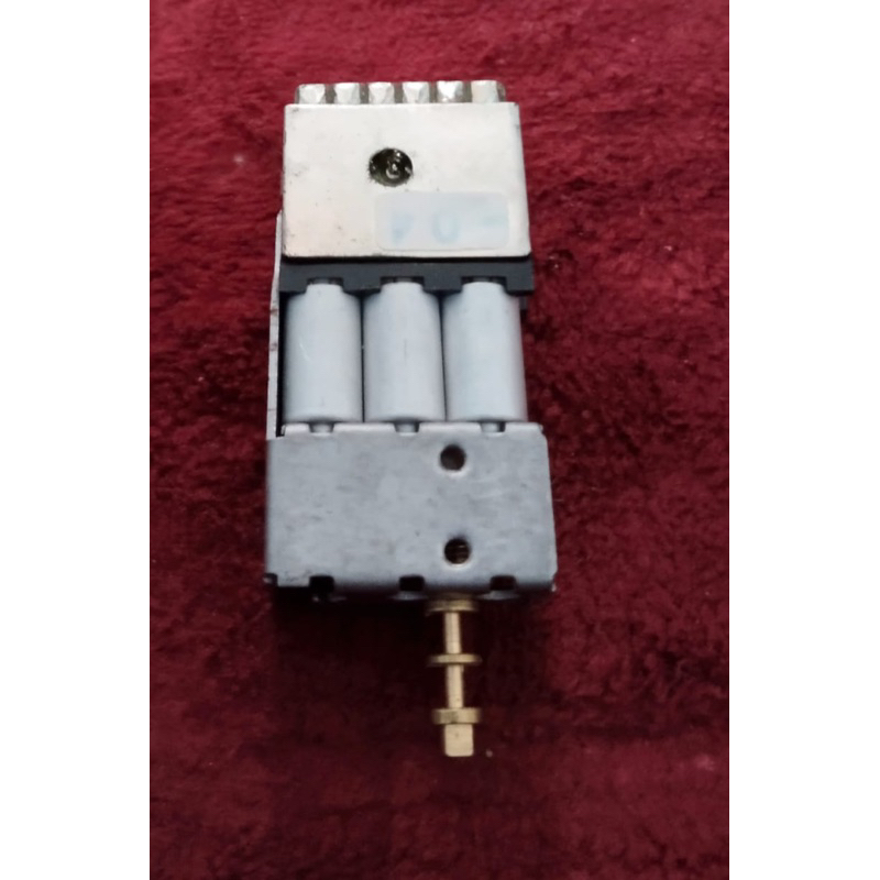 Kepala Tuner FM TAIWAN Kondisi Baru