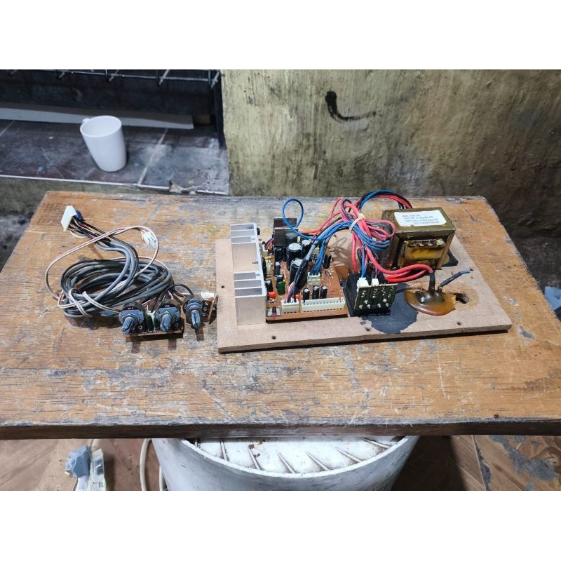 speaker aktif simbadda CST6000