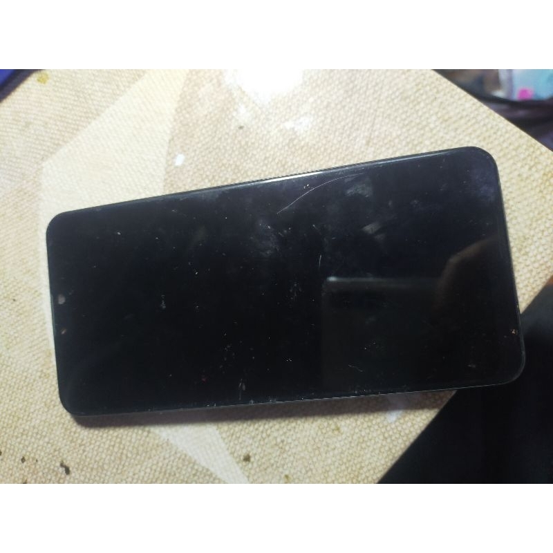 lcd asus max pro m2 ori copotan normal lengkap sama papan casan nya sesuai poto