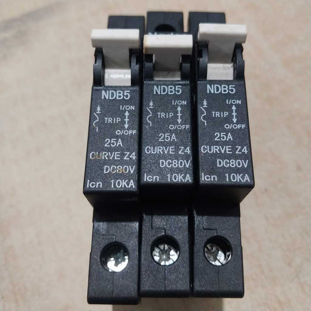 mcb dc nader 25A 80vdcbarang baru