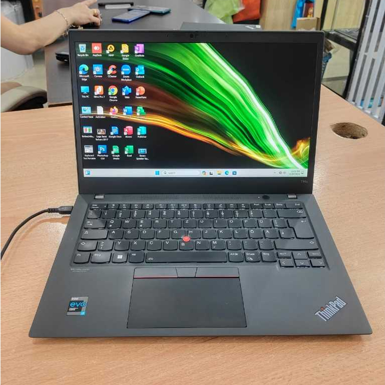 Laptop Second Lenovo Thinkpad T14s / Core i7 Gen 11