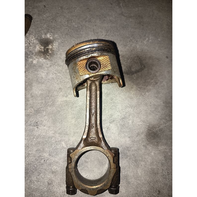 Stang&piston daihatsu ceria