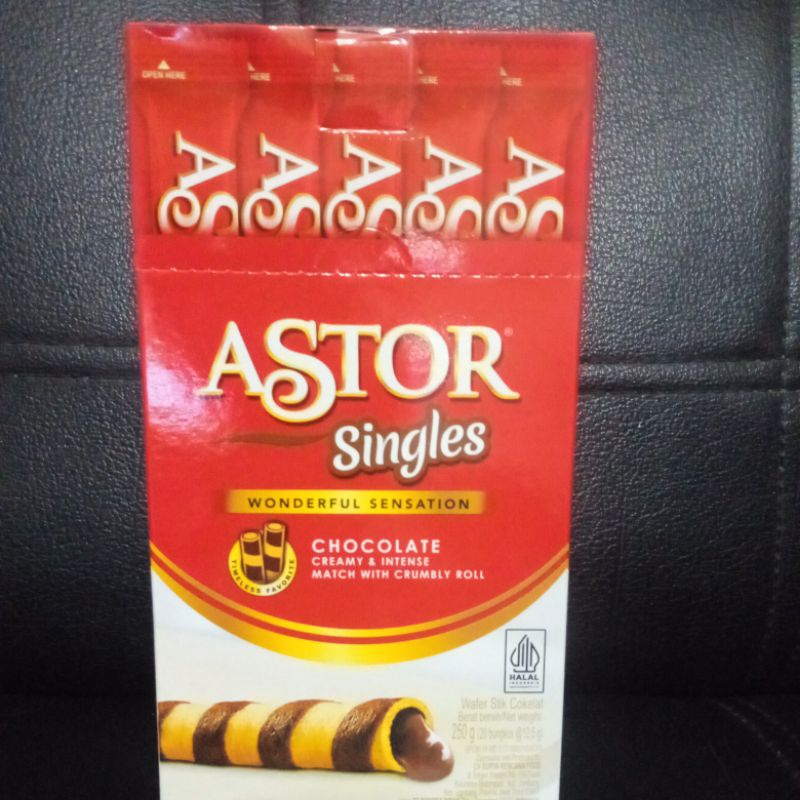 

Astor Singles wafer roll isi 20