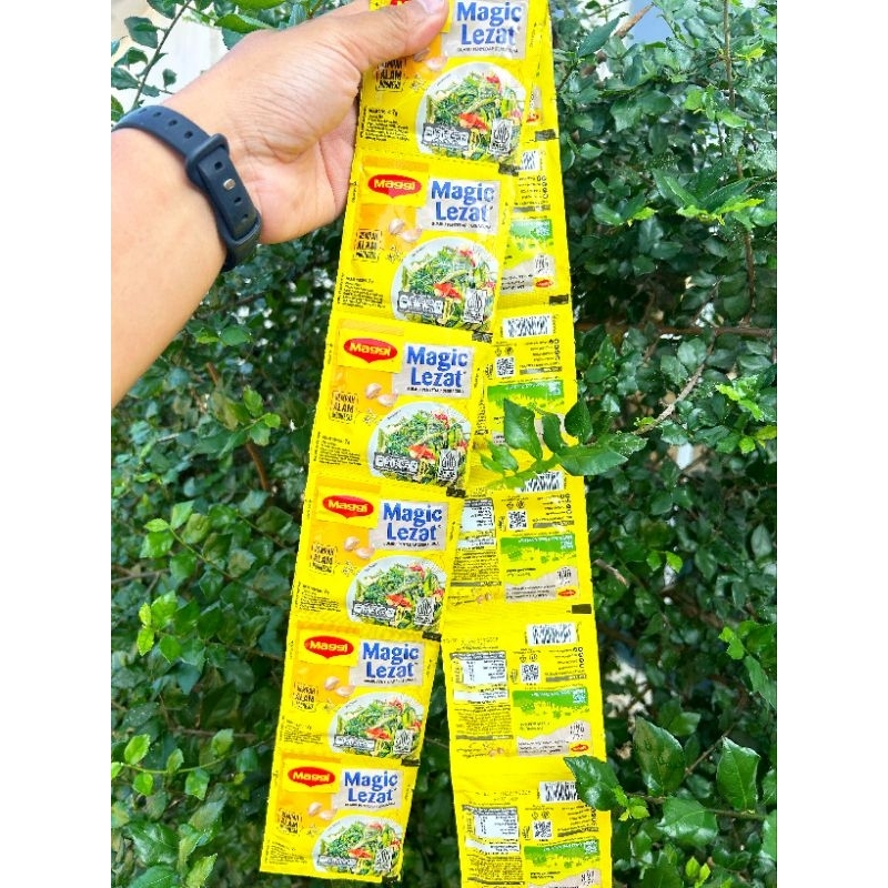 

Magic Lezat, Bumbu Penyedap Serbaguna, isi 12 7g