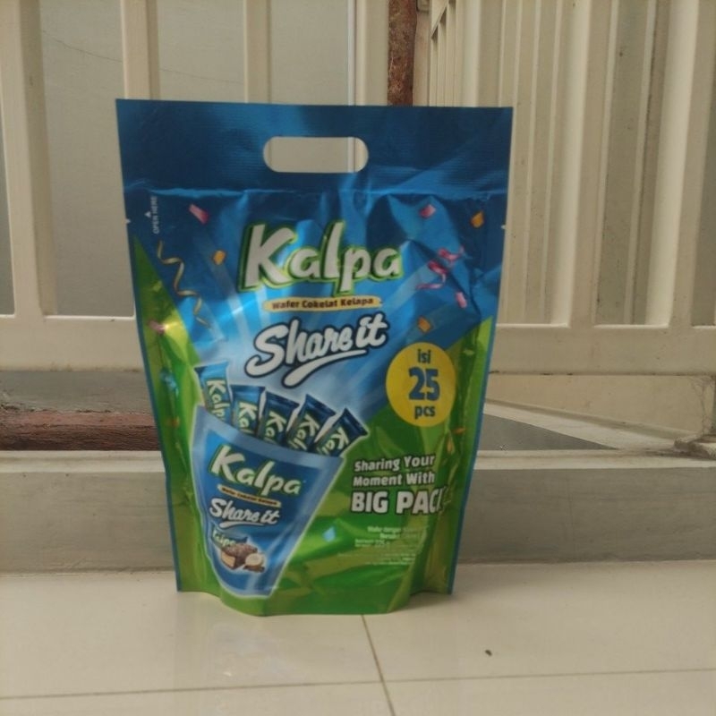 

Kalpa Share It Wafer Cokelat Kelapa Big Pack 225gr (1 pack)