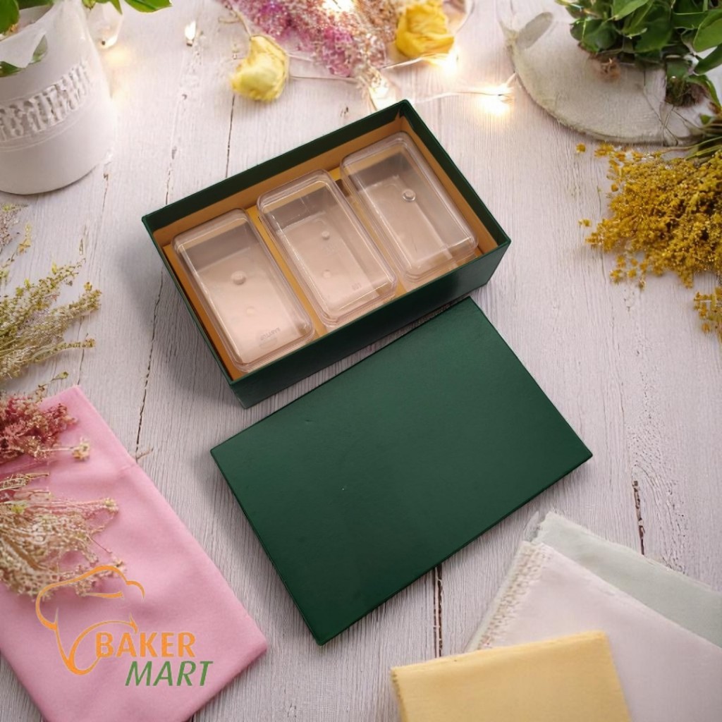 

Hardbox Hijau Polos 3 Toples Persegi Panjang 350gr / Box Tebal Uk 28x18x8cm
