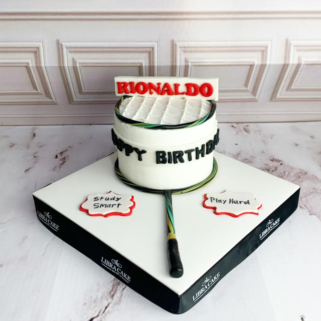 

Kue Ulang tahun/Birthday Cake/Kue Ultah tema Raket/Raket Cake