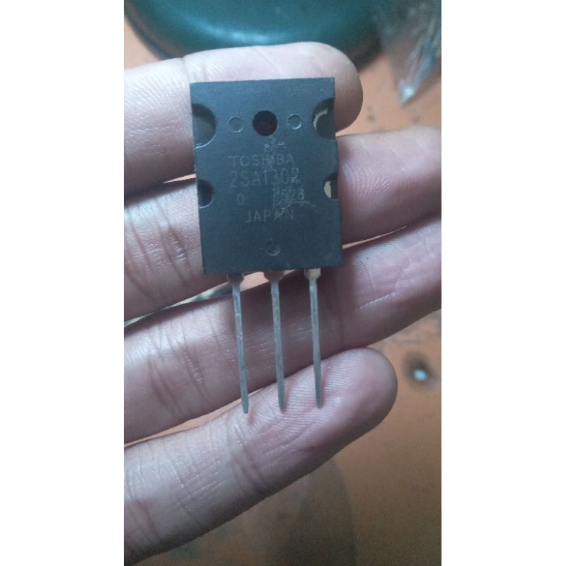 transistor toshiba 2sa1302