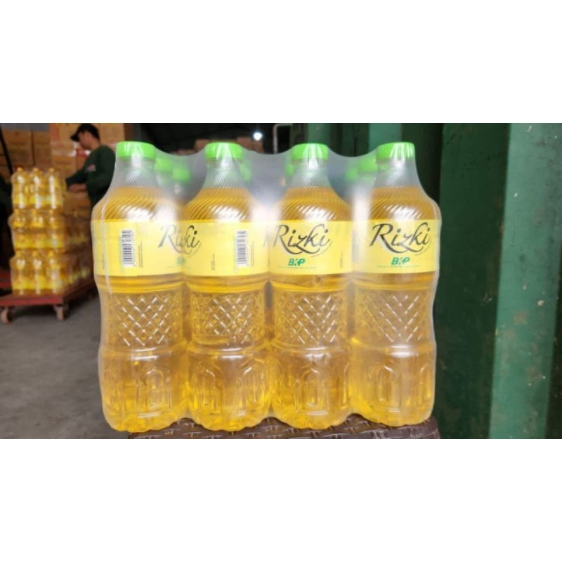

Minta murah minyak goreng Rizky 800ml kemasan botol