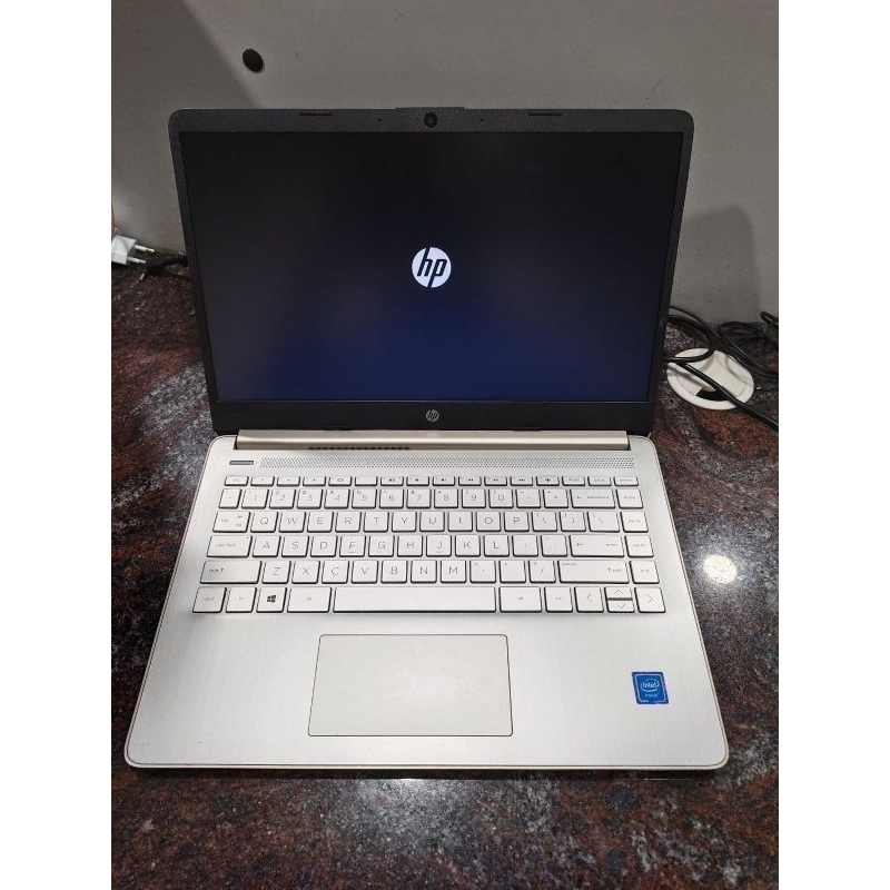 LAPTOP HP 14s || INTEL N4020 / RAM 4GB / SSD / WINDOWS 10
