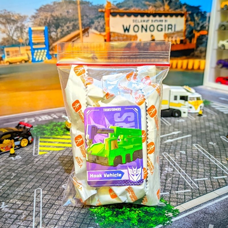 BLOKEES TRANSFORMERS GVD 02 - HOOK VEHICLE