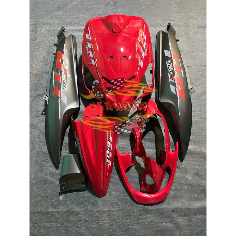 PAKET LENGKAP COVER FULL BODY HALUS YAMAHA MIO SPORTY VIETNAM MERAH PLUS STRIPING TRANSPARAN DAN BEH
