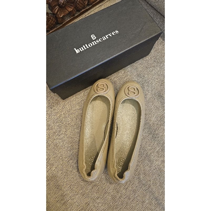 Cera Shoes Buttonscarves