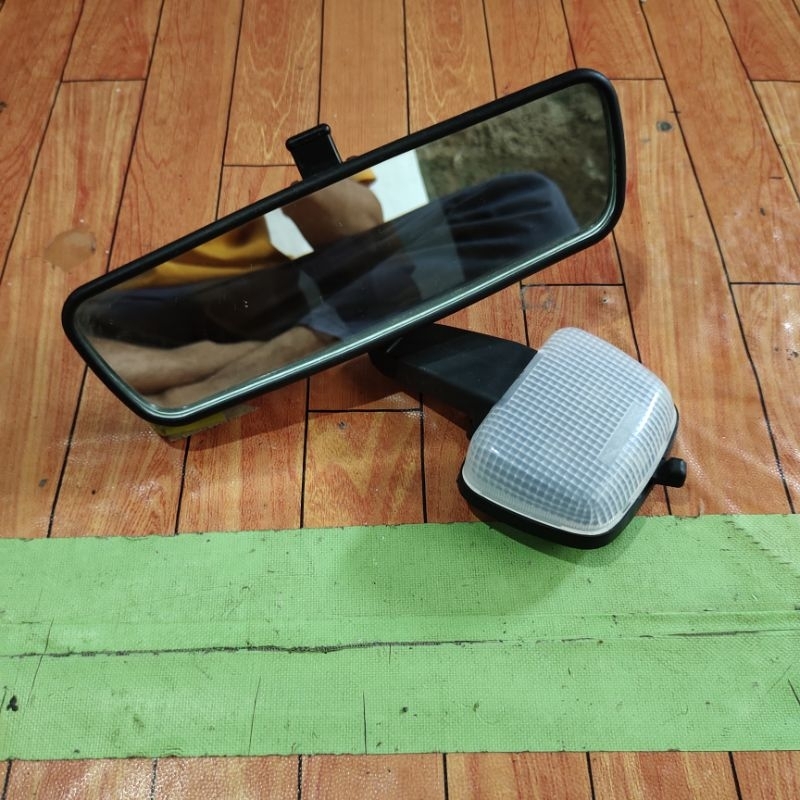 Spion tengah Toyota avanza xenia sigra original