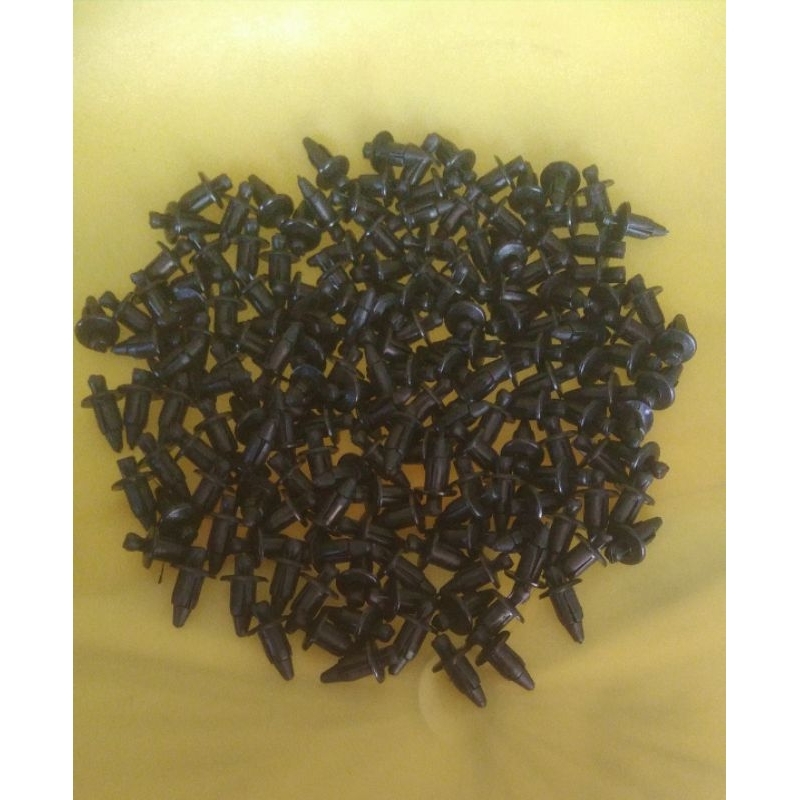 klip kancing bodi rivet body Honda PCX honda ADV