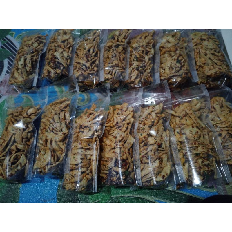 

Basrengkuuu Basreng pedas dan original / Basreng Daun jeruk