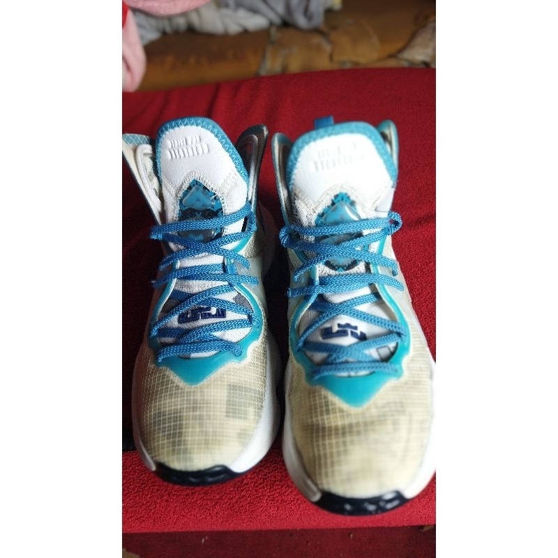 nike lebron 19 space jump sz 37.5