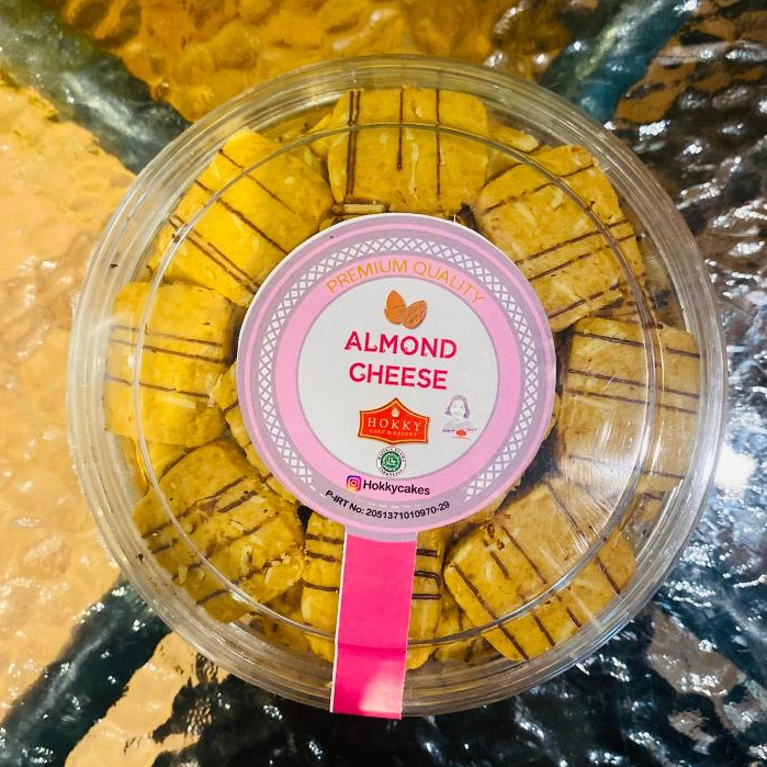 

ALMOND CHEESE/ KUE KERING/Rumah Jajan Bu Henny