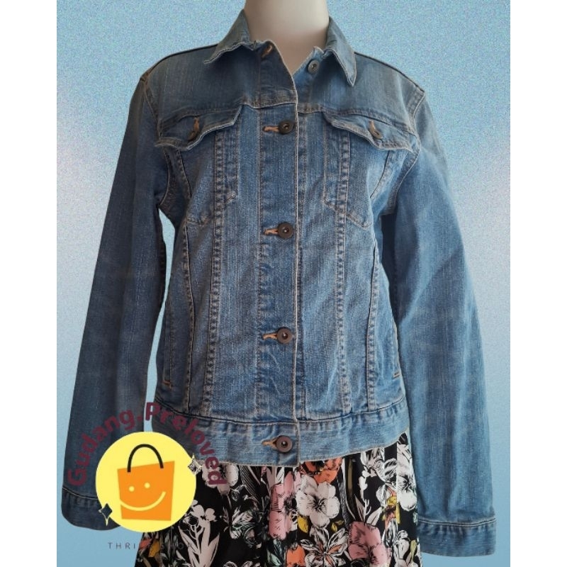 Jaket Denim / Woman Jacket Denim UNIQLO Preloved