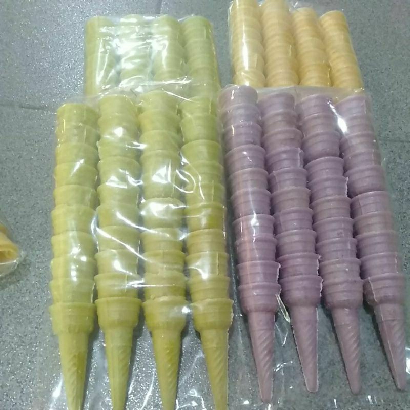 cone ice cream/ contong es krim/ kerupuk es krim