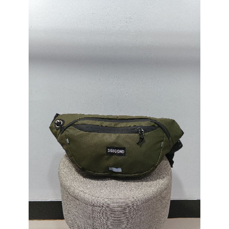 tas slempang pria anti air