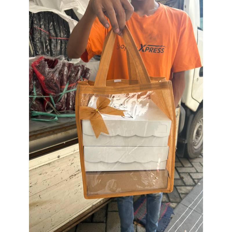 

(60BIJI)TERMURAH HARGA PER 5 LUSIN TAS HAJATAN MIKA KOMBINASI UK 22X22X30